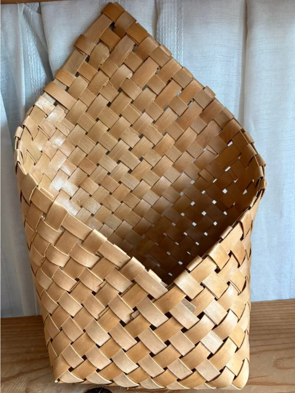 Woven Wood Splint Wall Pocket Basket – Rustic Farmhouse Decor